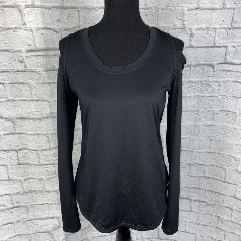 Calia by Carrie underwood cold shoulder dri fit Longsleeve top black sz M